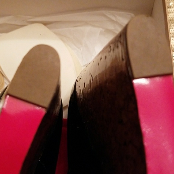 Christian Louboutin Wedge - Picture 6 of 11